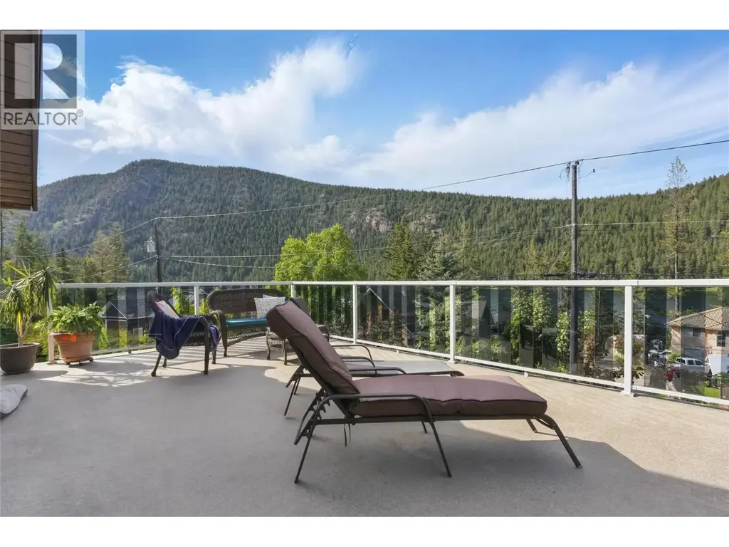2250 Paul Lake Road, Kamloops